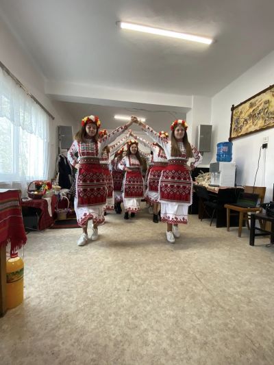 Лазар лазарува! - ОУ Св. Климент Охридски - Бяла Слатина