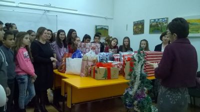 Благотворителна акция - Подари Коледа - ОУ Св. Климент Охридски - Бяла Слатина